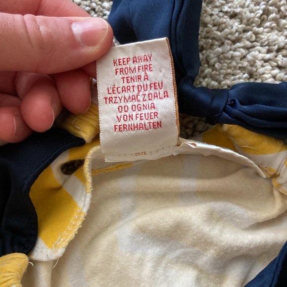 Two tunic-style tops (Carter’s , Maggie & Zoe), 12 months size - Picture 7 of 15